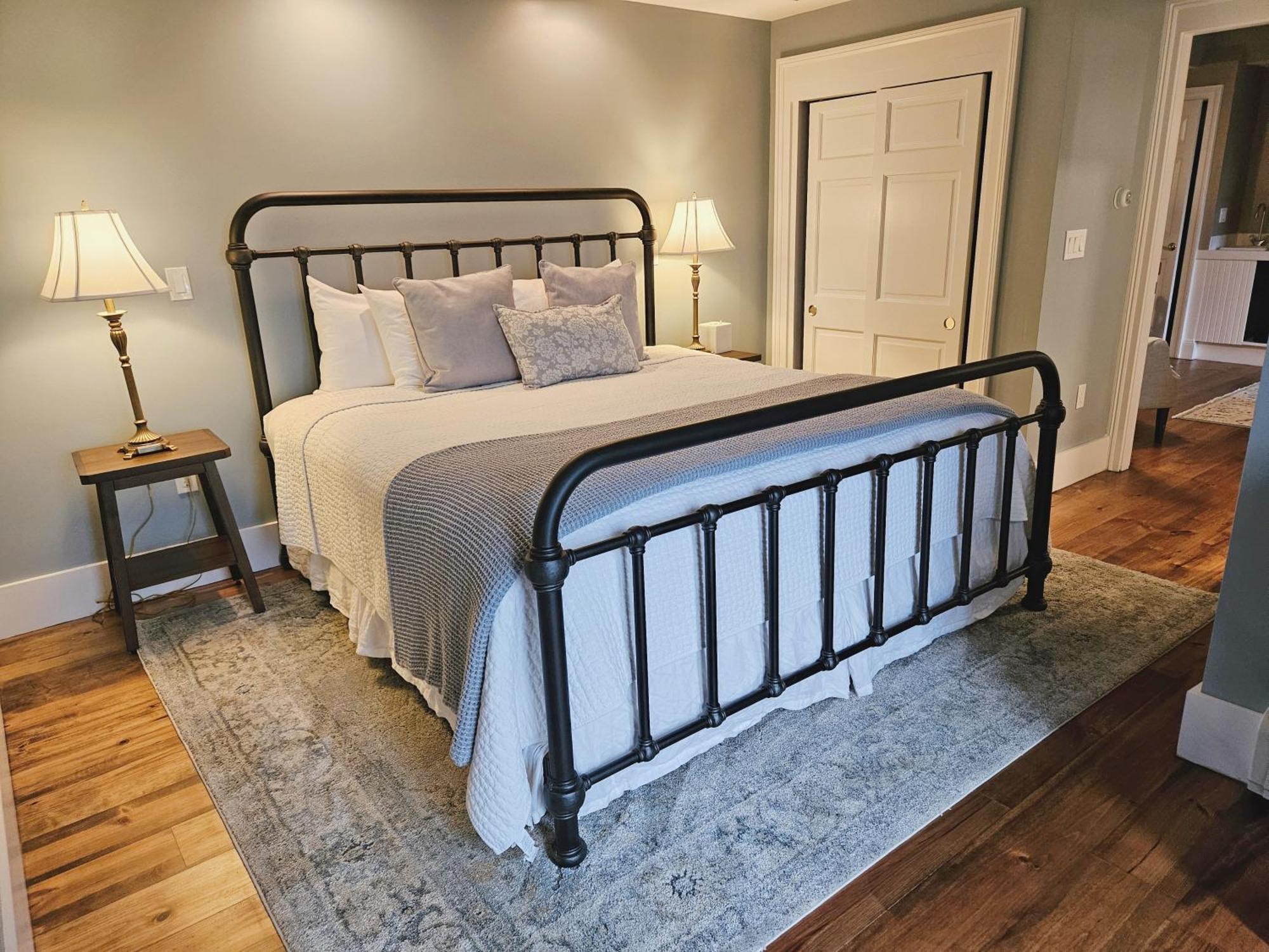 Bed and Breakfast The Manor On Golden Pond Holderness Esterno foto